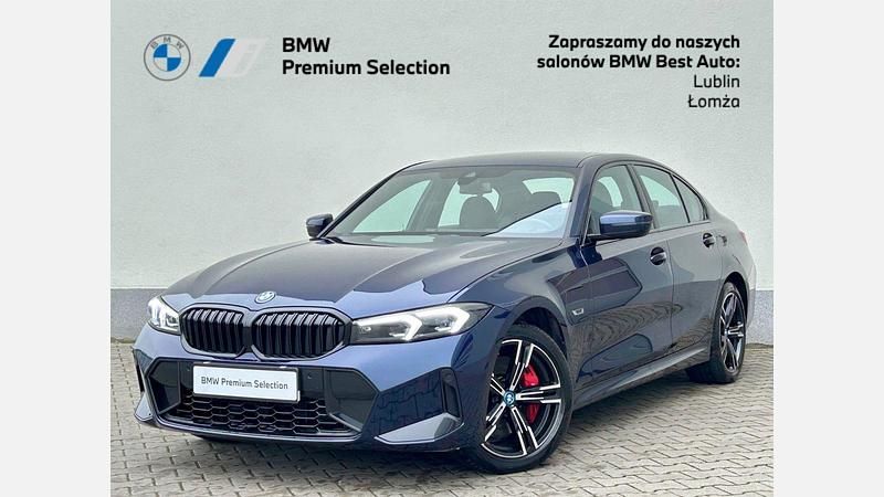 Niebieski tanzanite bmw individual metalizowany Używany 2023 BMW 330e Comfort Edition Sedan/Limuzyna | 239 900 zł (Uczciwa cena) - Obraz 1/4