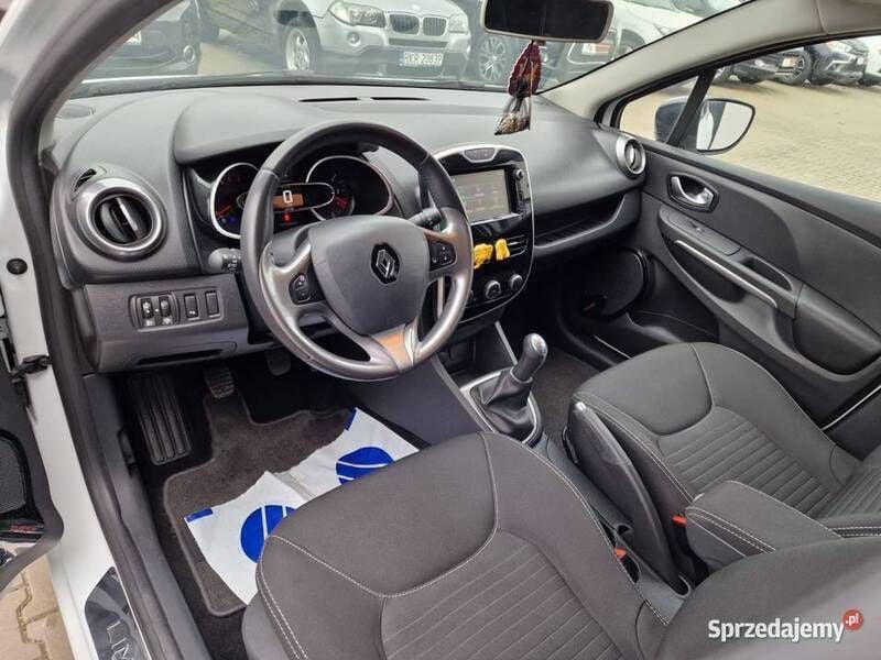 Używany Renault Clio IV LIMITED 75 KM (55 kW) 2016