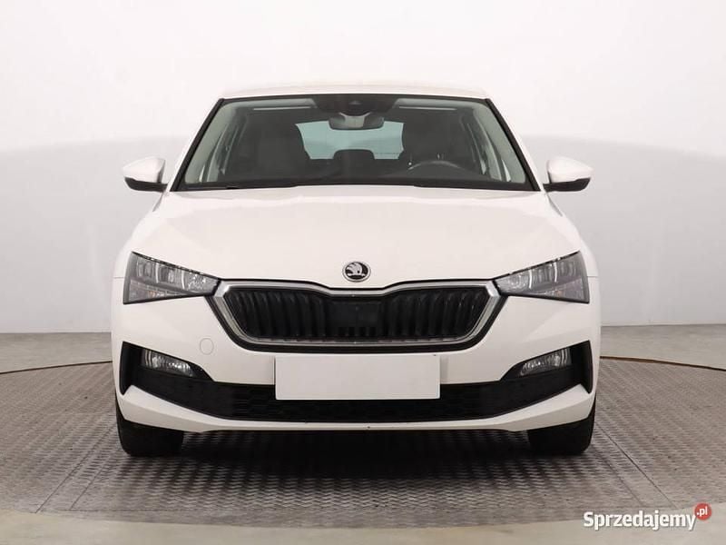 Używany Skoda Scala 2021 Biały Hatchback