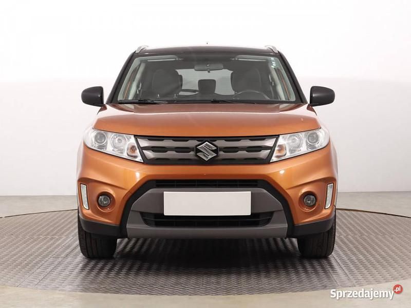 Pomarańczowy Używany 2015 Suzuki Vitara SUV | 51 999 zł (Uczciwa cena) - Obraz 1/4