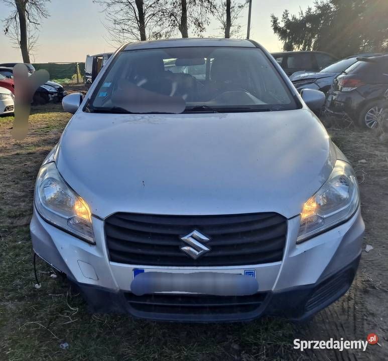 Używany Suzuki SX4 S-Cross 120 KM (88 kW) 2014 Srebrny SUV
