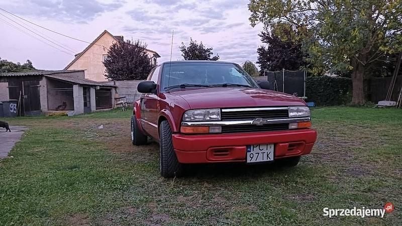 Używany Chevrolet S10 1999 Czerwony Pickup