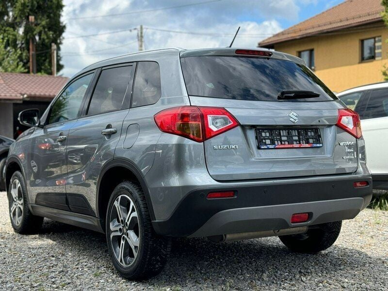 Używany Suzuki Vitara 120 KM (88 kW) 2017 Szary SUV