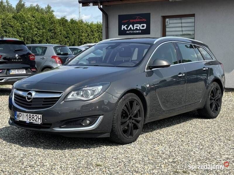 Czarny Używany 2015 Opel Insignia Kombi | 35 990 zł (Dobra cena) - Obraz 1/4