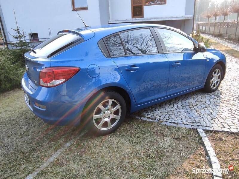 Używany Chevrolet Cruze 2011 Niebieski Hatchback