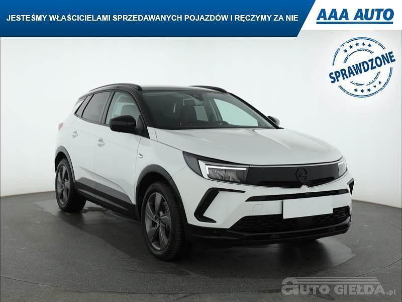 Biały Używany 2023 Opel Grandland X SUV | 94 999 zł (Uczciwa cena) - Obraz 1/4