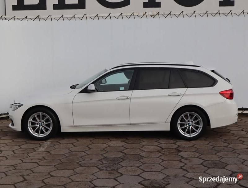Używany BMW 316 2016 Biały Kombi
