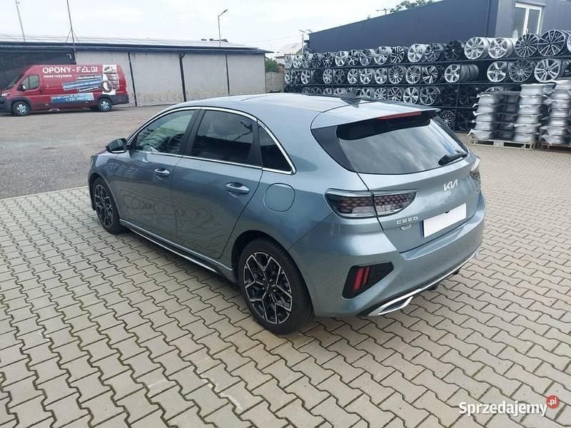 Używany Kia Ceed GT GT-Line 2021 Szary Sedan/Limuzyna