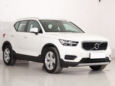 Biały Używany 2019 Volvo XC40 SUV | 79 999 zł (Uczciwa cena) - Obraz 1/4