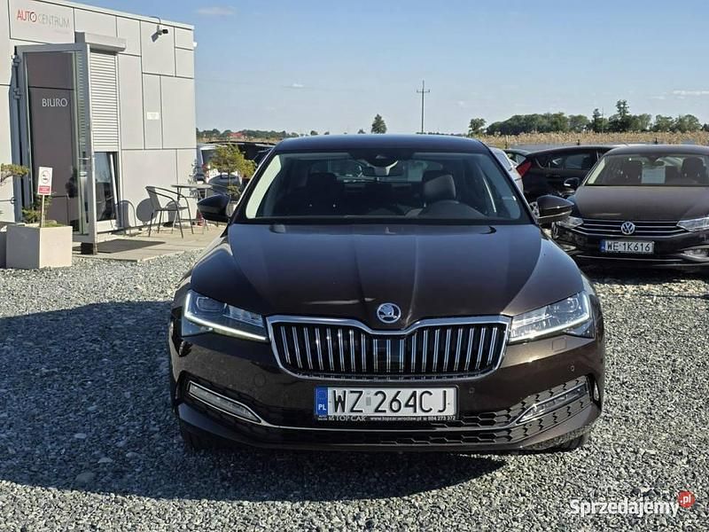 Brązowy Używany 2021 Skoda Superb Style Sedan/Limuzyna | 79 900 zł (Uczciwa cena) - Obraz 1/4