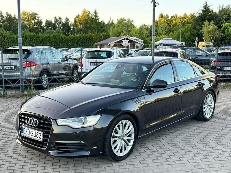 Czarny (metalik) Używany 2011 Audi A6 Sedan/Limuzyna | 33 900 zł (Drogi) - Obraz 1/4
