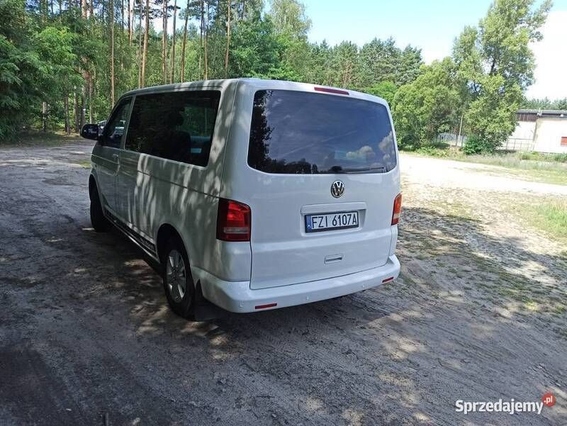 Używany VW T5 2012 Van