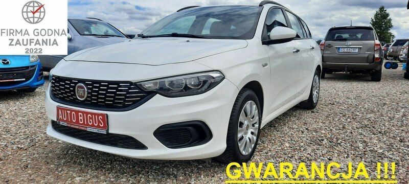 Biały Używany 2018 Fiat Tipo Sedan/Limuzyna | 39 900 zł (Drogi) - Obraz 1/4