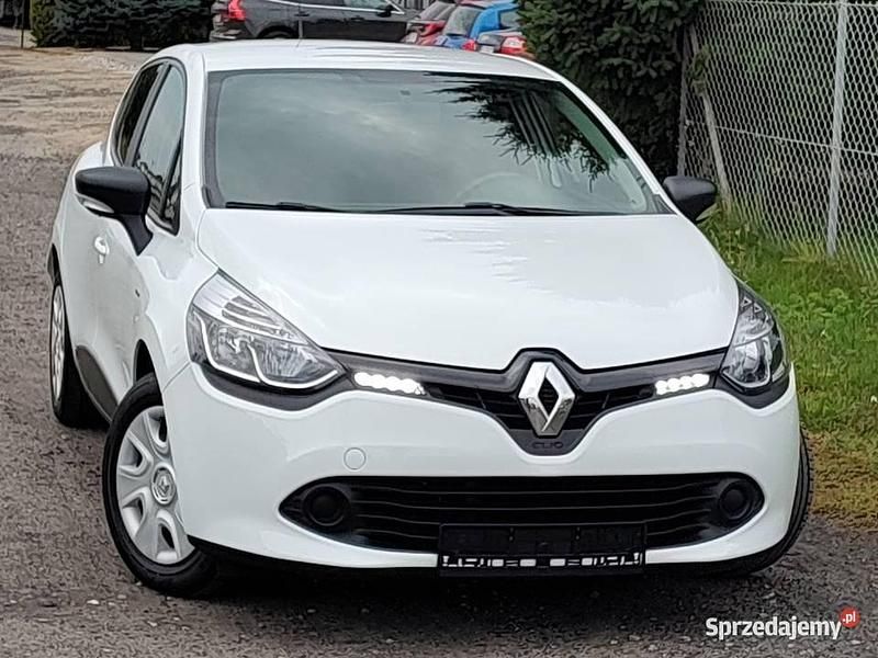 Biały Używany 2016 Renault Clio IV Hatchback | 28 400 zł (Dobra cena) - Obraz 1/4