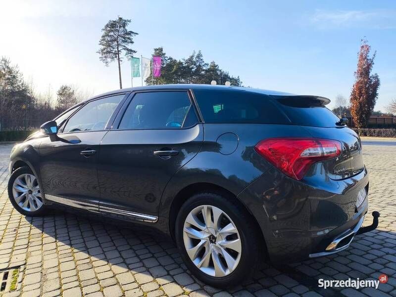 Używany DS Automobiles DS5 2015 Szary Hatchback