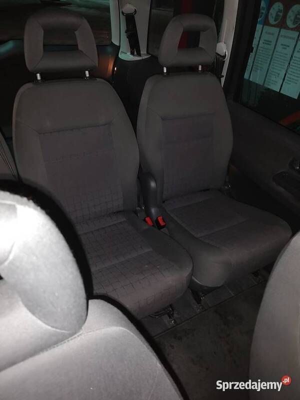 Używany 2004 Seat Alhambra Minivan | 19 500 zł - Obraz 1/4