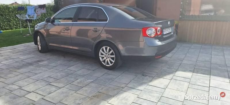 Używany 2008 VW Jetta Sedan/Limuzyna | 6000 zł - Obraz 1/4