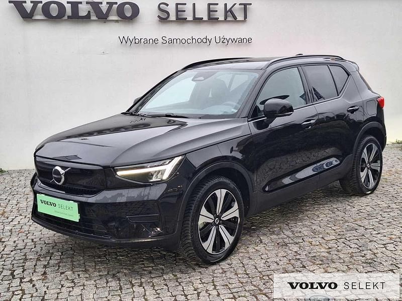 Czarny Używany 2023 Volvo XC40 SUV | 199 900 zł (Uczciwa cena) - Obraz 1/3