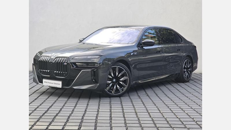 Szary dravit bmw individual metalizowany Używany 2023 BMW M760e Comfort Edition Sedan/Limuzyna | 599 900 zł - Obraz 1/4