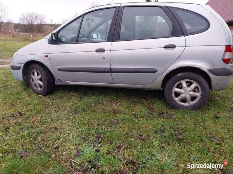 Używany Renault Scénic 2000 Srebrny Minivan