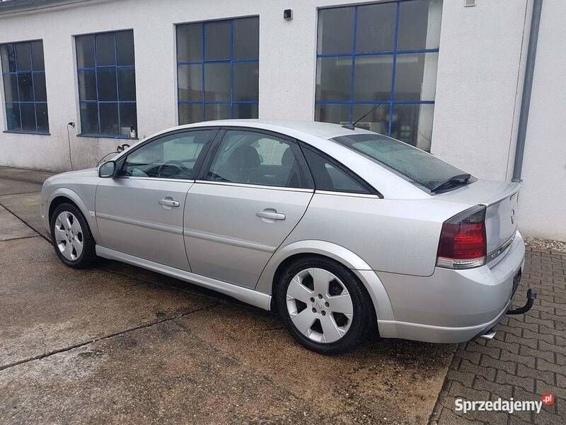 Srebrny Używany 2002 Opel Vectra GTS Hatchback | 13 000 zł - Obraz 1/4