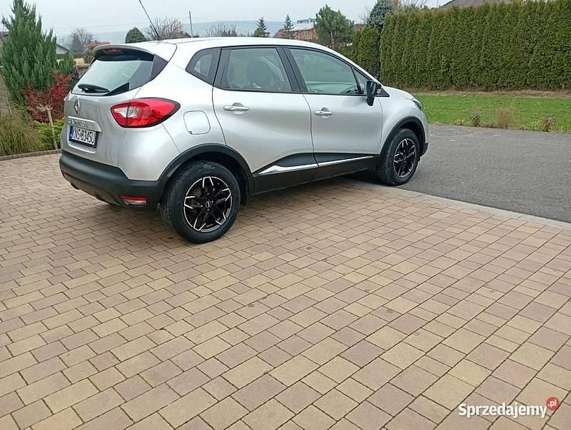Używany Renault Captur 90 KM (66 kW) 2017 SUV