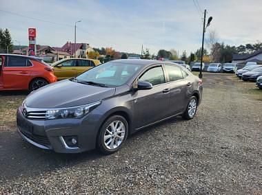 Szary Używany 2015 Toyota Corolla Sedan/Limuzyna | 42 600 zł (Super Cena) - Obraz 1/4