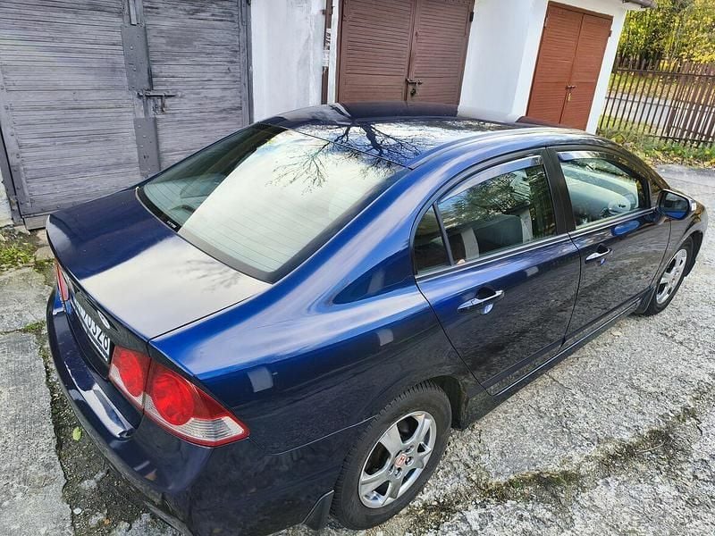 Granatowy Używany 2007 Honda Civic Sedan/Limuzyna | 15 900 zł (Uczciwa cena) - Obraz 1/4