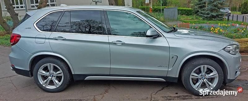 Używany 2017 BMW X5 Sport Line SUV | 109 000 zł - Obraz 1/4