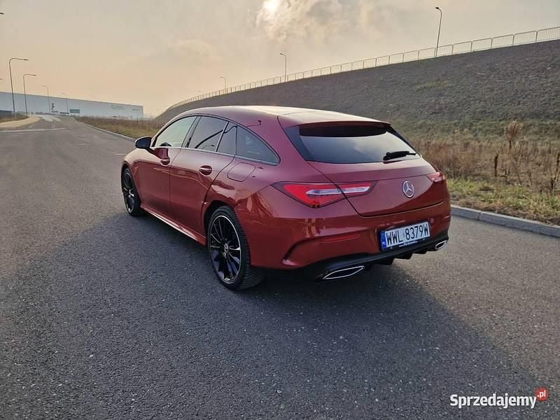 Używany Mercedes CLA250e 2020 Czerwony Sedan/Limuzyna