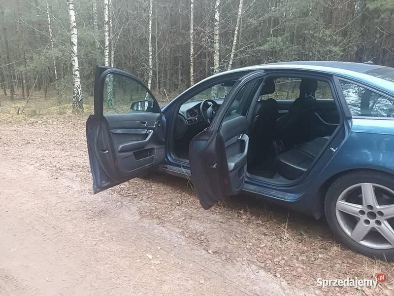 Używany Audi A6 S-Line 2005 Niebieski Sedan/Limuzyna