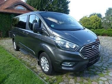 Szary Używany 2018 Ford Tourneo Custom Minivan | 94 900 zł (Uczciwa cena) - Obraz 1/4