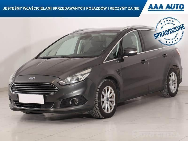 Używany Ford S-MAX S 2016 Szary Minivan