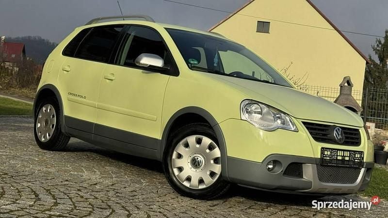 Zielony jasny metalik Używany 2006 VW Polo Cross Hatchback | 14 900 zł - Obraz 1/4