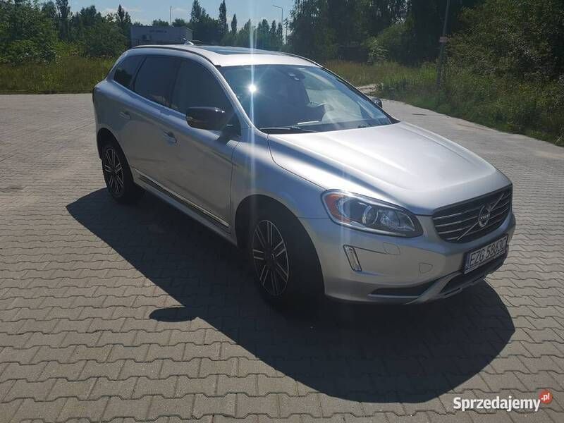 Srebrny Używany 2017 Volvo XC60 SUV | 80 000 zł (Super Cena) - Obraz 1/4