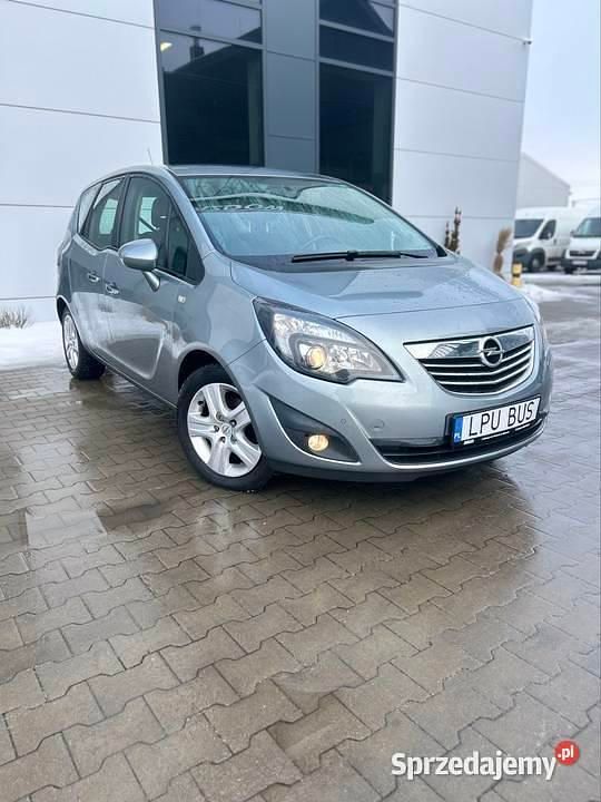 Używany Opel Meriva 2011 Szary Minivan