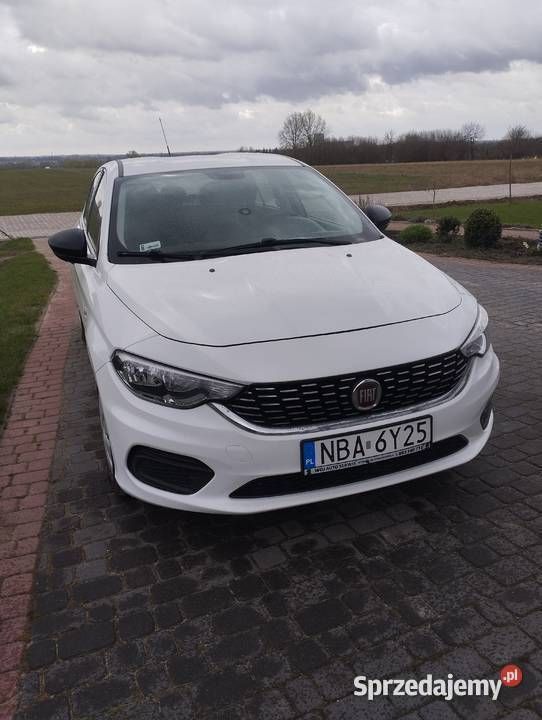 Biały Używany 2016 Fiat Tipo Sedan/Limuzyna | 22 900 zł (Uczciwa cena) - Obraz 1/4
