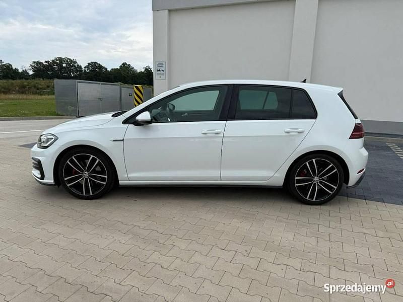 Biały Używany 2018 VW Golf VII GTD Sedan/Limuzyna | 65 900 zł (Dość drogi) - Obraz 1/4