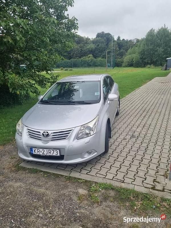 Używany 2011 Toyota Avensis | 26 000 zł (Uczciwa cena) - Obraz 1/4