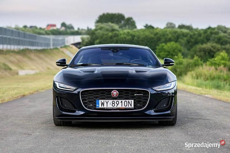 Niebieski Używany 2021 Jaguar F-Type R Coupe | 372 000 zł - Obraz 1/4