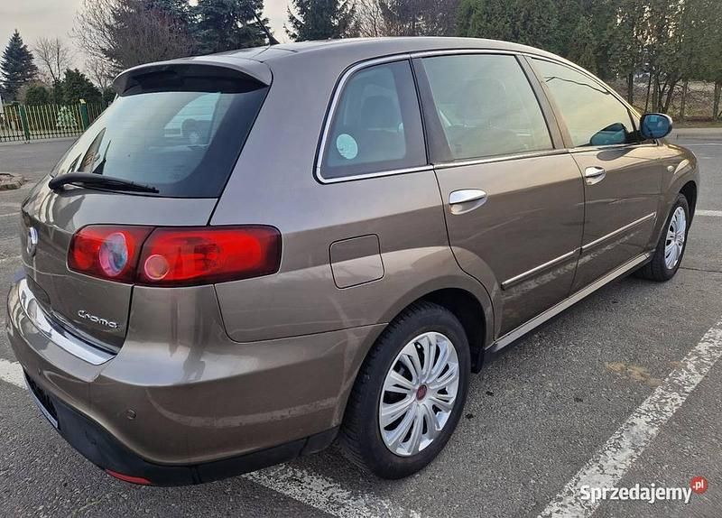 Używany Fiat Croma 2009 Brązowy Kombi