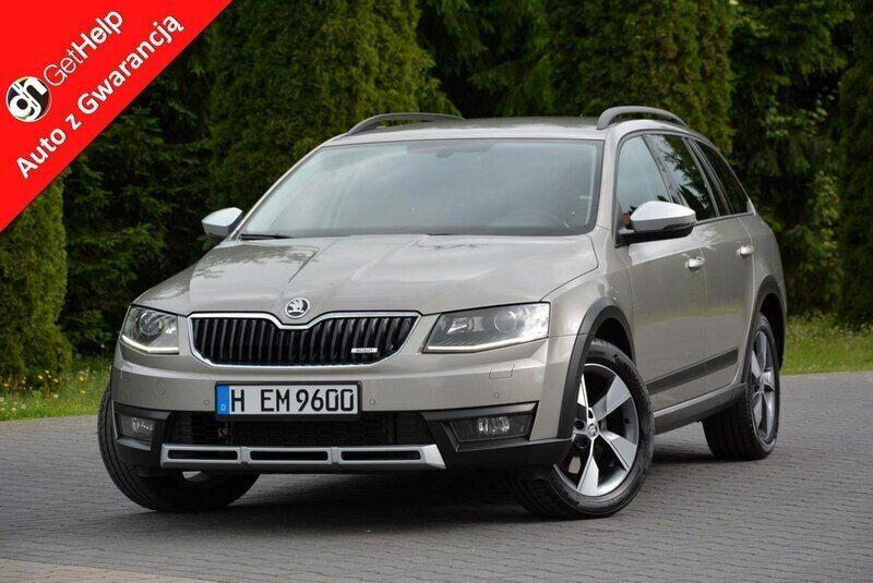 Złoty Używany 2014 Skoda Octavia Kombi | 47 900 zł (Uczciwa cena) - Obraz 1/4