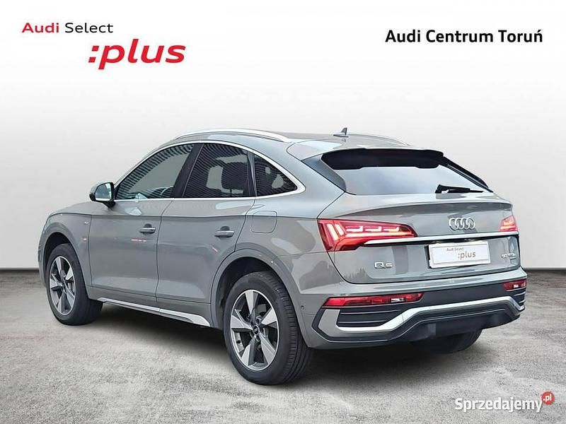 Używany Audi Q5 Sportback Ambiente 299 KM (219 kW) 2021 Szary SUV