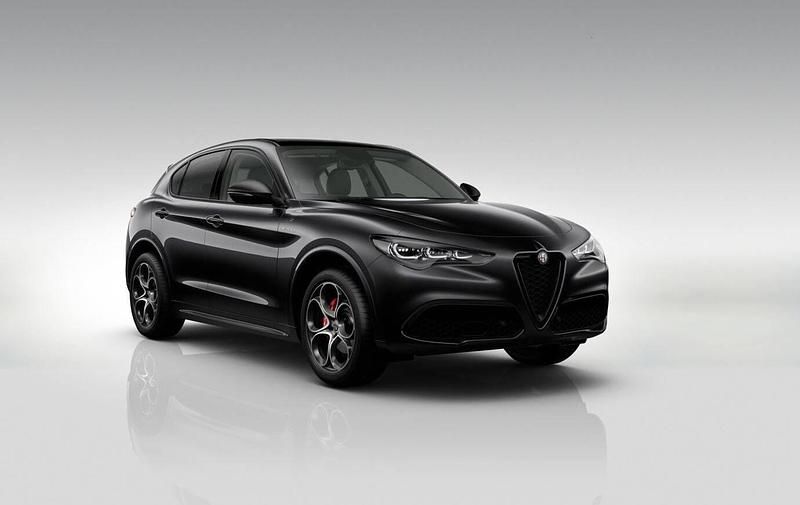 Lakier metalizowany czarny volcano black Nowe 2025 Alfa Romeo Stelvio Veloce SUV | 247 900 zł - Obraz 1/4