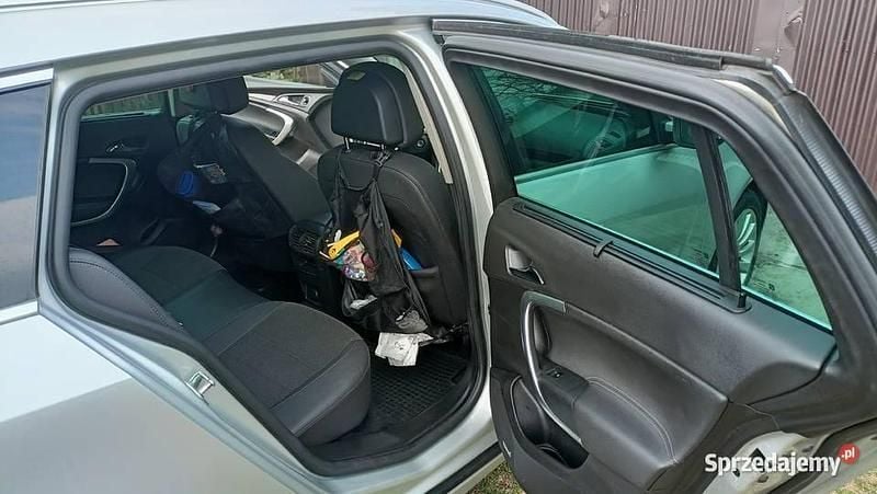 Używany Opel Insignia 2011 Srebrny Kombi