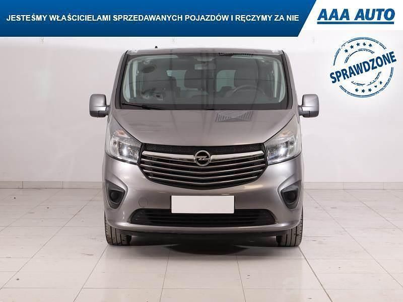 Używany Opel Vivaro 2017 Szary Minivan