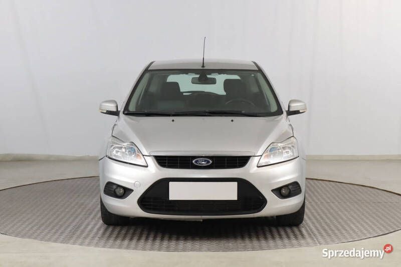 Srebrny Używany 2010 Ford Focus Kombi | 4499 zł (Super Cena) - Obraz 1/4