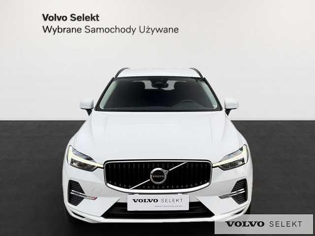 Używany Volvo XC60 197 KM (144 kW) 2022 Biały SUV