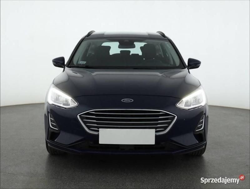 Niebieski Używany 2018 Ford Focus Kombi | 39 999 zł (Uczciwa cena) - Obraz 1/4