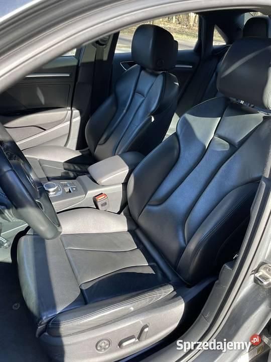 Używany Audi A3 Sport 2016 Grafitowy Sedan/Limuzyna